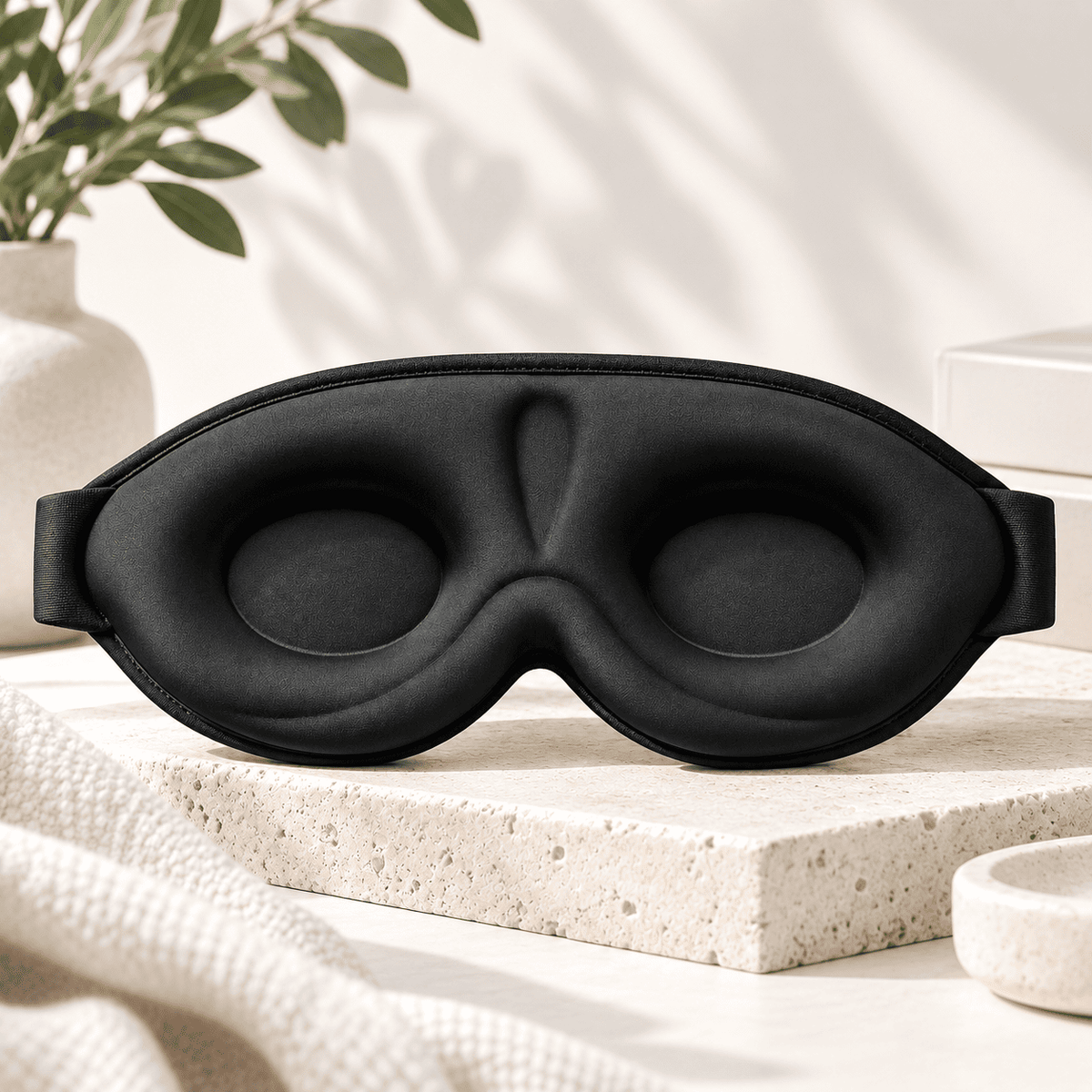 Seravo Deluxe Blackout Mask™